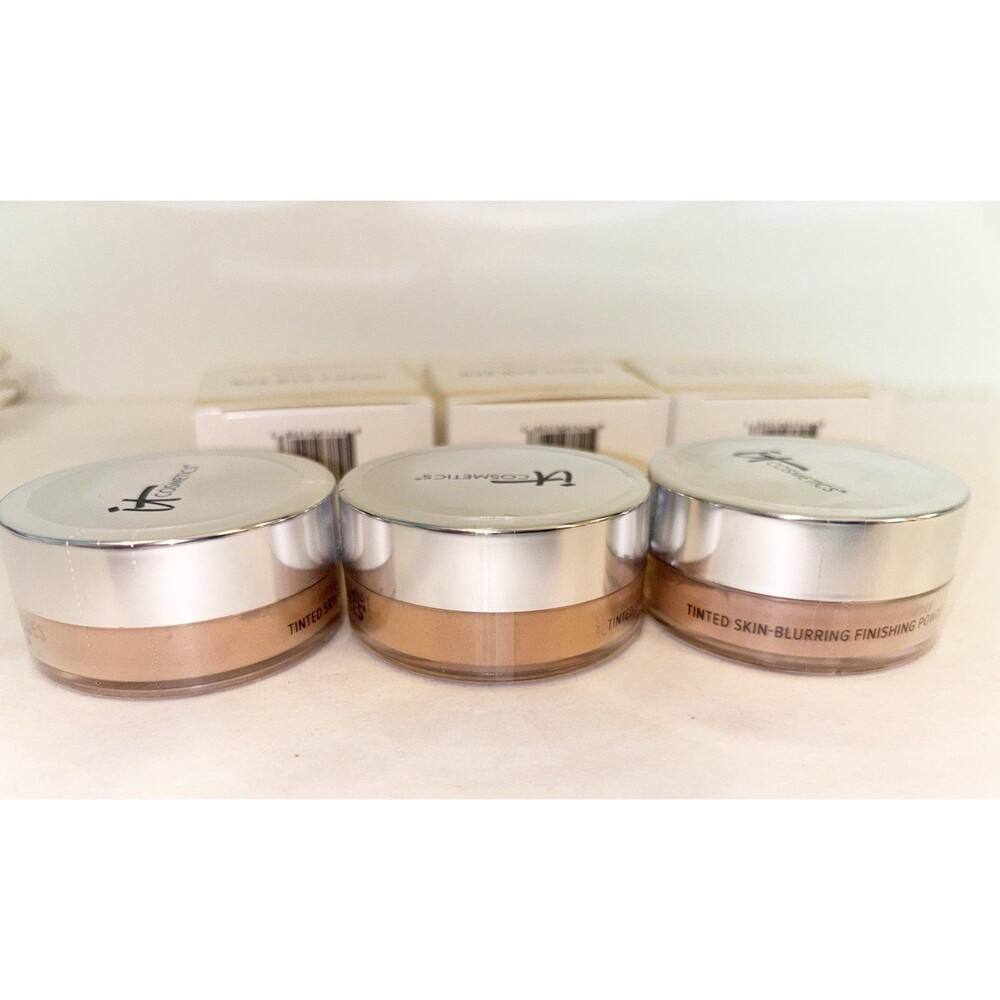 it Cosmetics Bye Bye Pores Tinted Skin-Blurring Finishing Powder Light 0.24oz - Picture 3 of 3